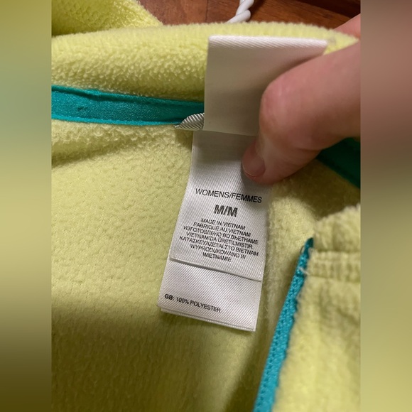 ***SOLD***The North Face 1/4 Zipper Women’s Fleece Size M - Picture 4 of 5